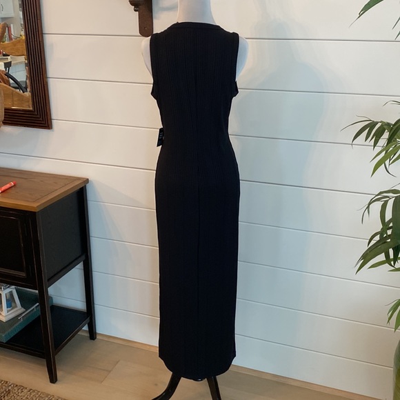 Express Ribbed Black Sleeveless Maxi Dress - Picture 7 of 11